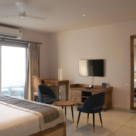 Ariena By Spree Hotels Goa Morjim Exteriör bild