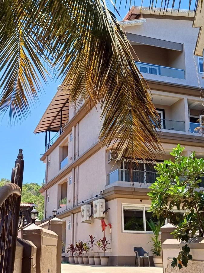 Ariena By Spree Hotels Goa Morjim Exteriör bild