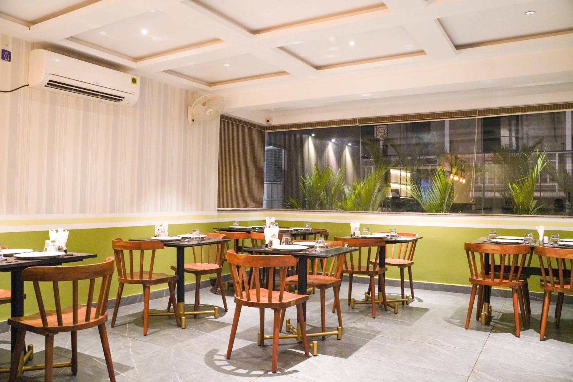 Ariena By Spree Hotels Goa Morjim Exteriör bild