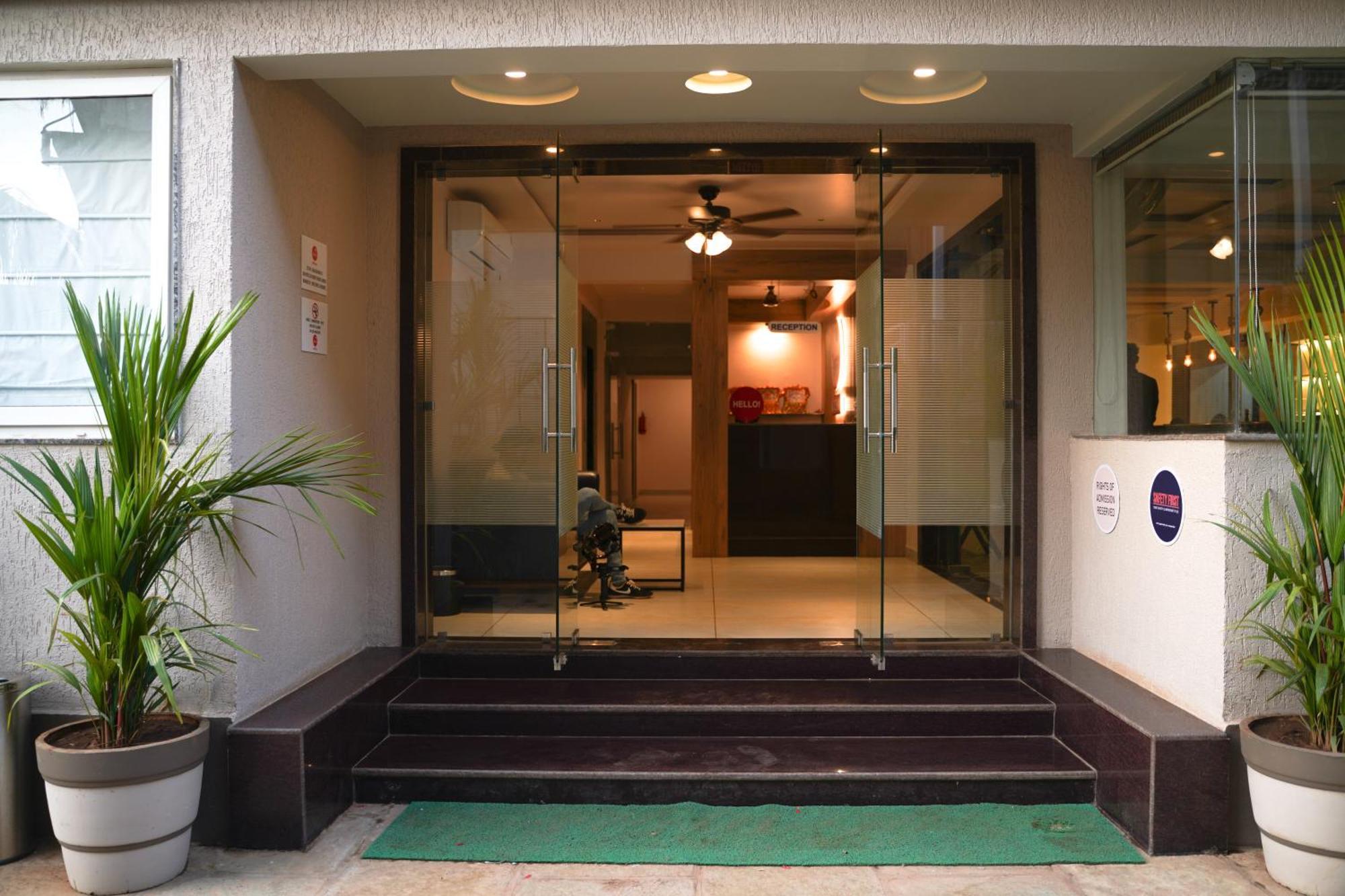 Ariena By Spree Hotels Goa Morjim Exteriör bild
