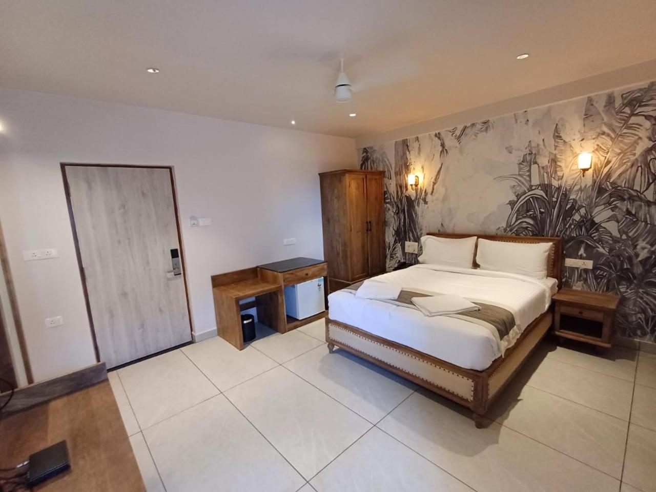 Ariena By Spree Hotels Goa Morjim Exteriör bild