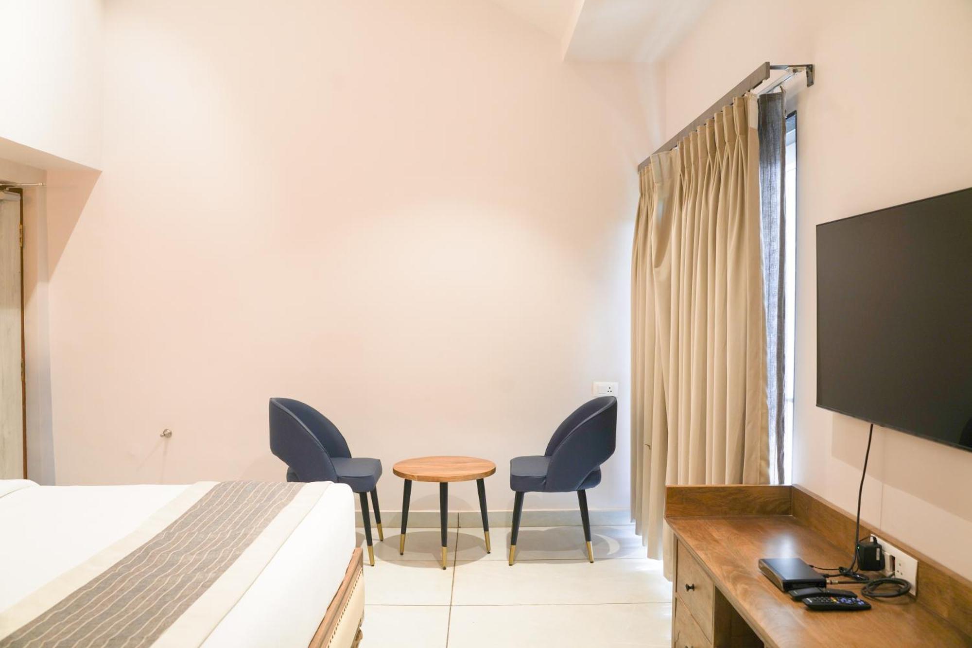 Ariena By Spree Hotels Goa Morjim Exteriör bild