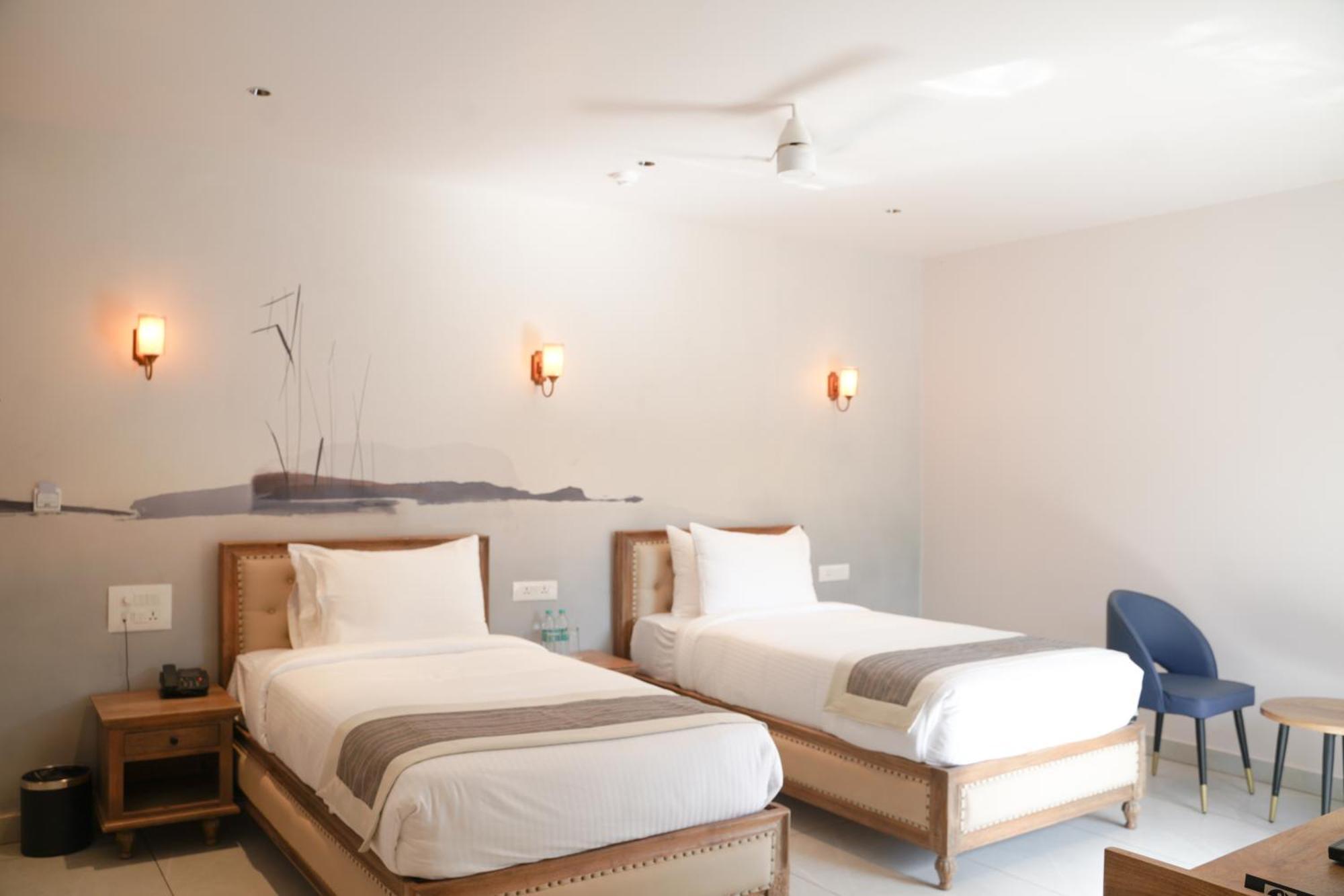 Ariena By Spree Hotels Goa Morjim Exteriör bild